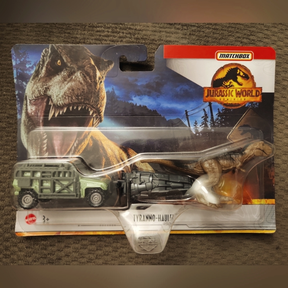 Mattel Matchbox Jurassic World Dominion Dino Transporter Tyranno